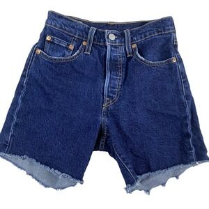 Levi's Denim Shorts Women‎ Sz 24 Medium Wash Cut Off 6" Inseam Big E